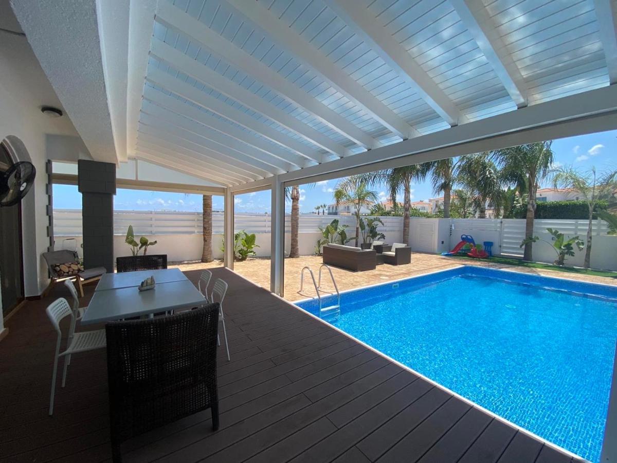 Villa Angel - Exotic Villa 200M From Beach พาราลิมนี ภายนอก รูปภาพ