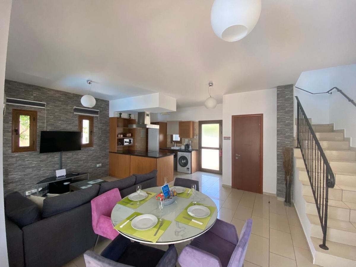 Villa Angel - Exotic Villa 200M From Beach พาราลิมนี ภายนอก รูปภาพ